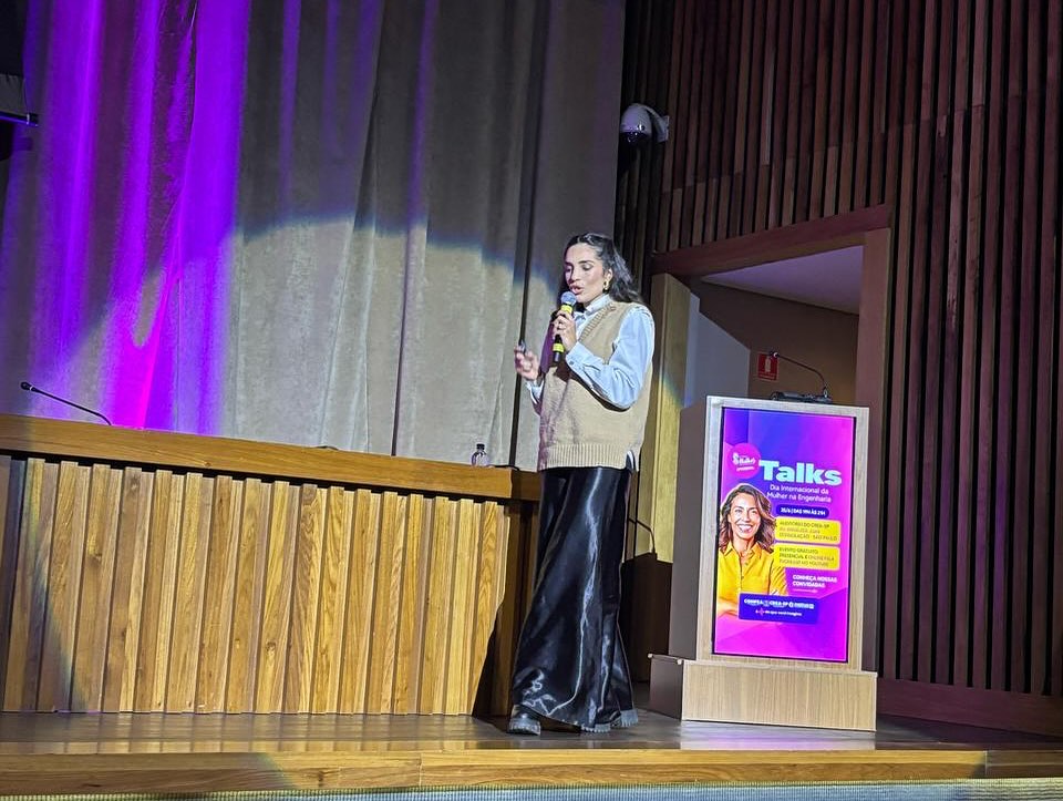 5-AEARMG-09234328424324