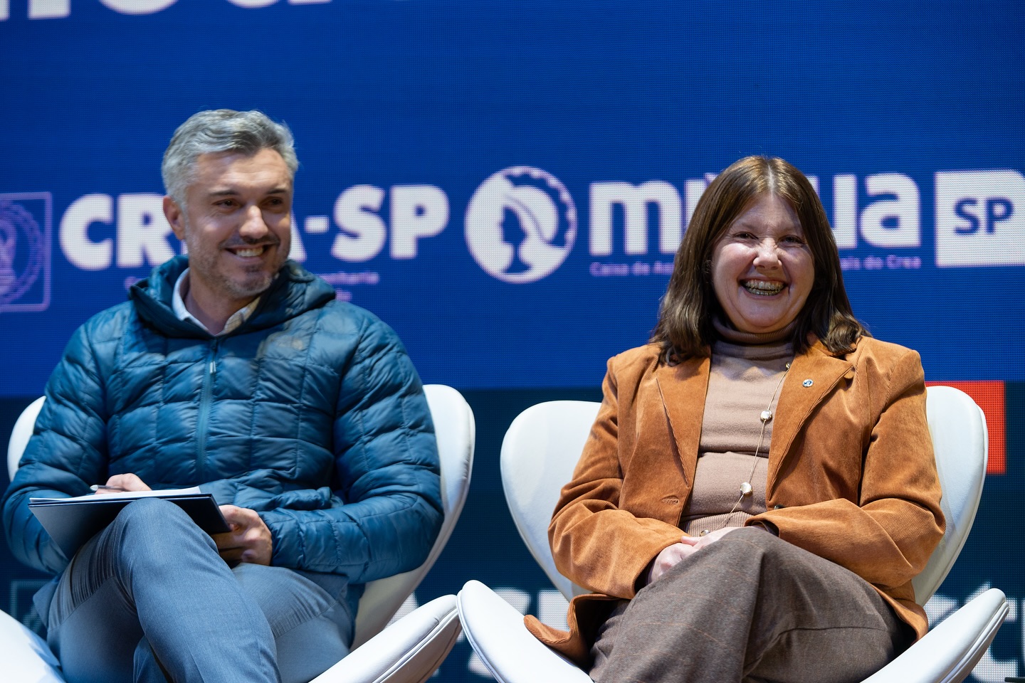 3-repost-crea-sp-942384732747432743242234