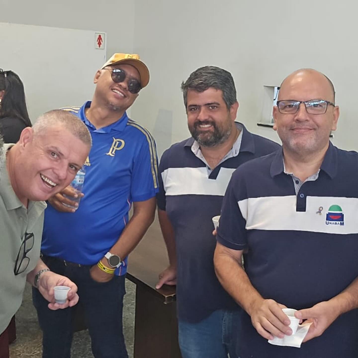 4-AEARMG-939924929424