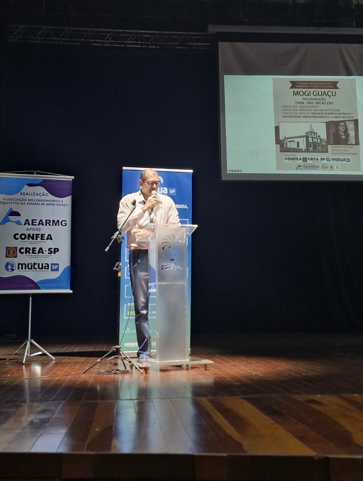 4-AEARMG-9546985649654060456