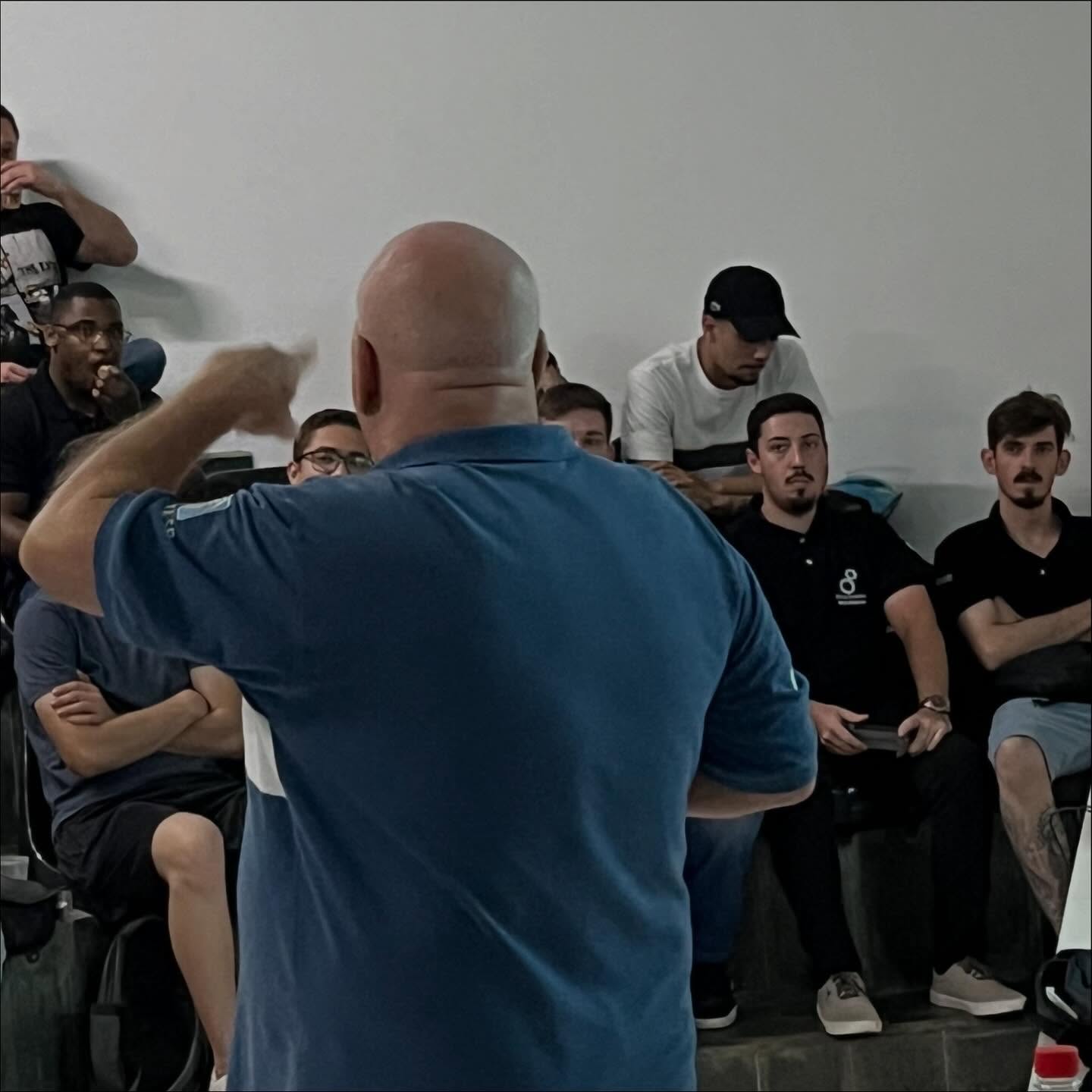 6-AEARMG-0120939203123012030000