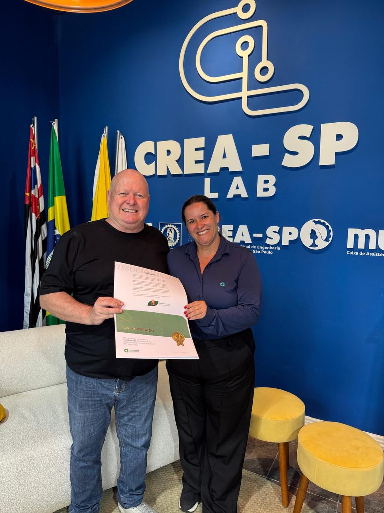 1-AEARMG-324040240230423000