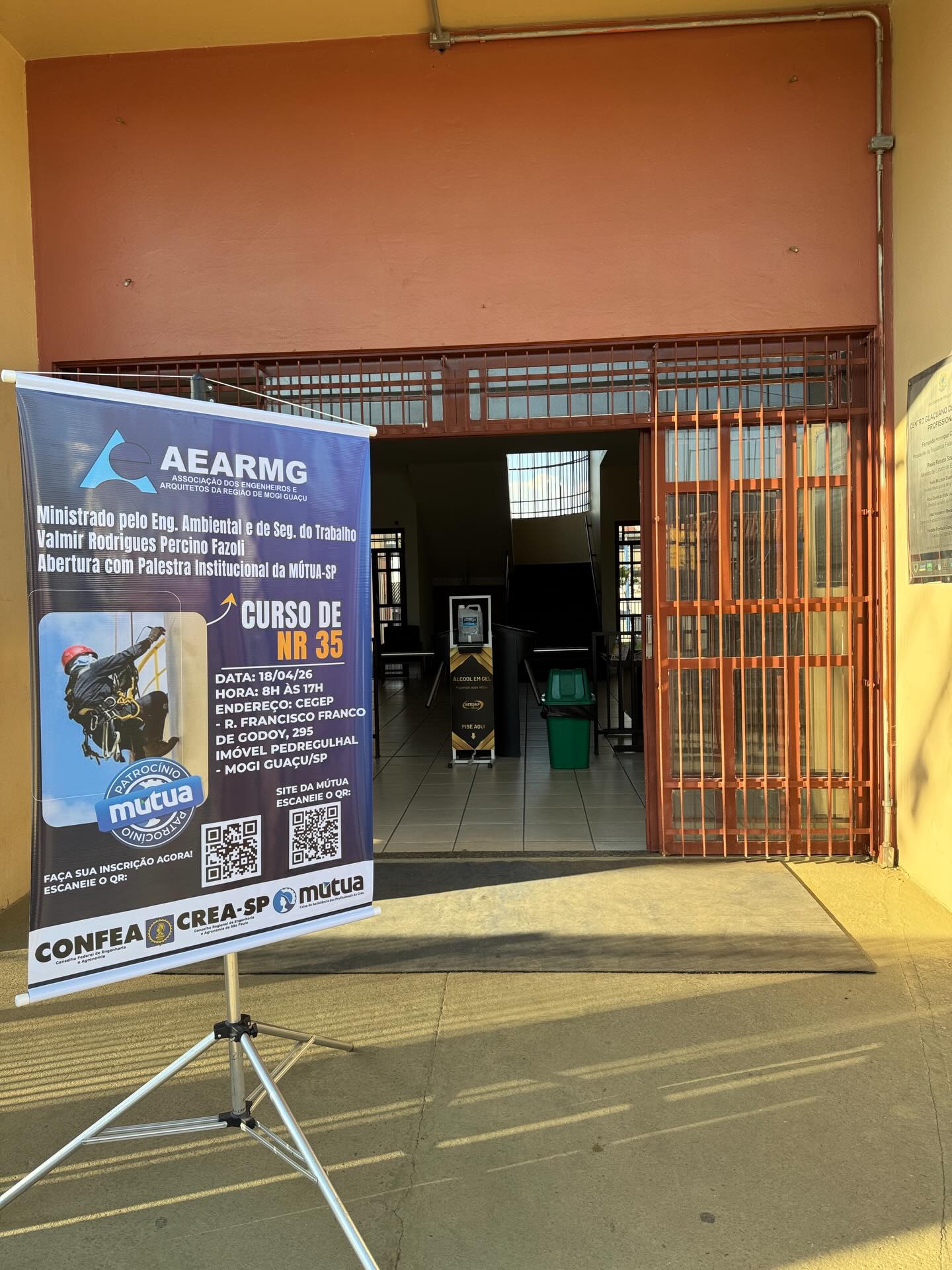 1-AEARMG-09239023923929329392