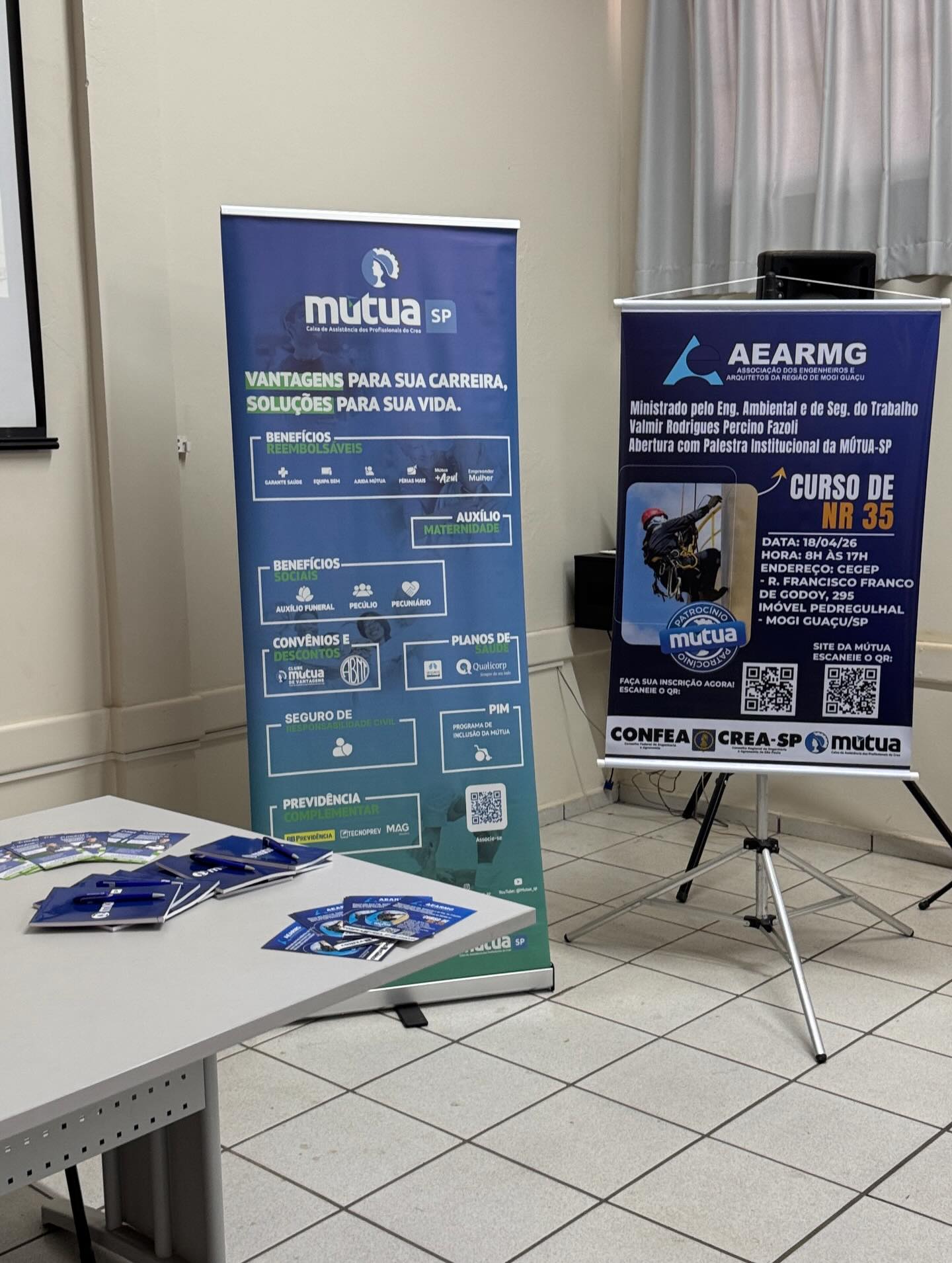 3-AEARMG-09239023923929329392